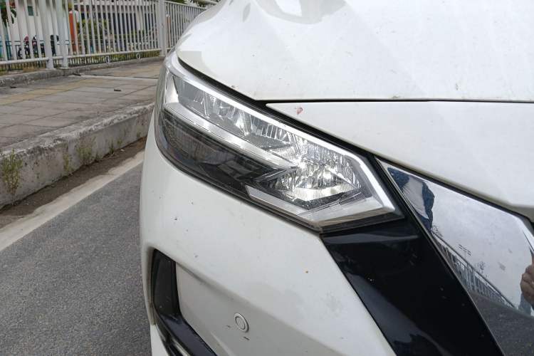 Used Nissan Sylphy 2022 1.6L XL CVT Enjoyment Edition Right Front Headlight