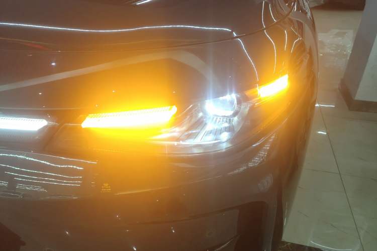 Used Leapmotor C16 2024 Range-Extended 200 Luxury Edition Left Front Headlight