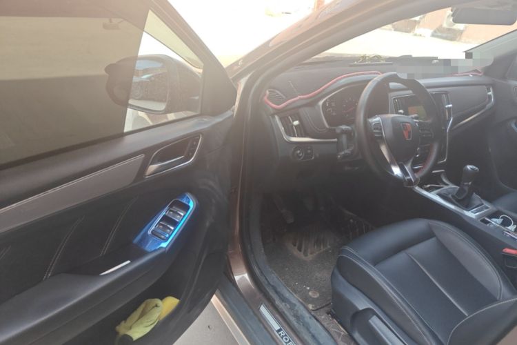 Used Roewe RX5 2018 20T Two-Wheel Drive Manual Flagship Edition Driver Seat