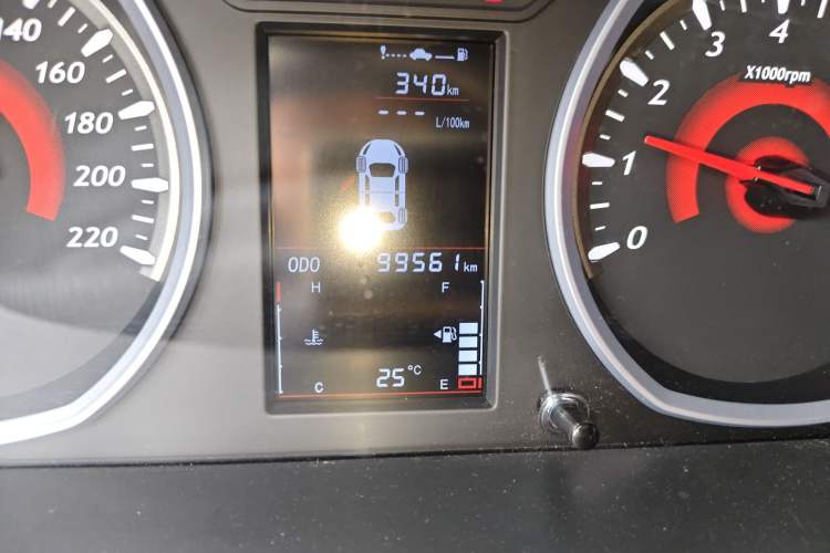 Used Soueast DX3 2016 1.5L Manual Luxury Edition