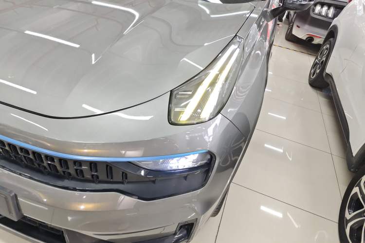 Used Lynk & Co 05 2020 2.0TD Two-Wheel Drive Shine Halo