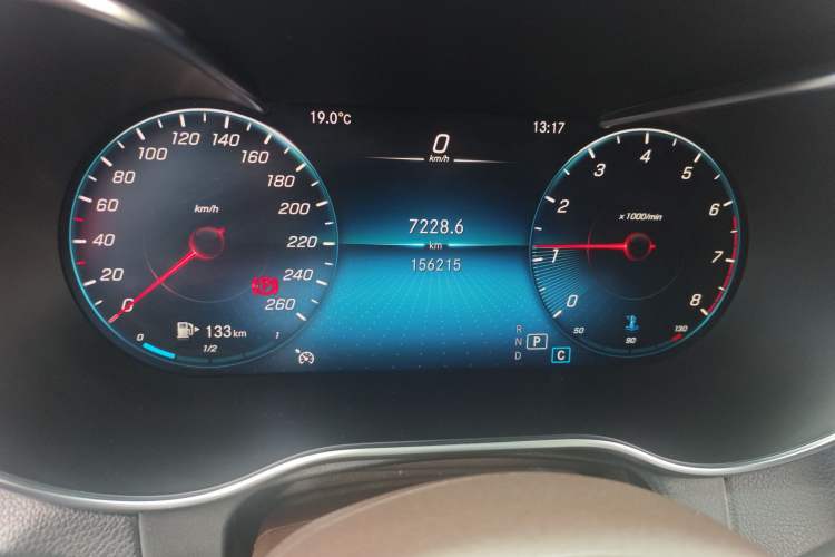 Used Mercedes-Benz GLC 2021 GLC 260 L 4MATIC Luxury Model Odometer Close Up