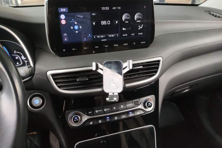 Used Hyundai Tucson 2019 280TGDi Dual-Clutch Two-Wheel Drive Smart Connect Version China VI
