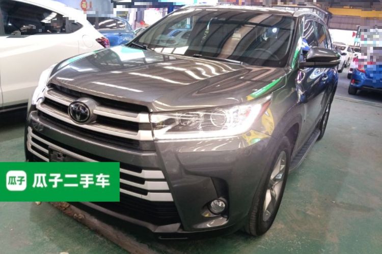 Used Toyota Highlander 2018 2.0T Four-Wheel Drive Luxury Edition 7 Seats China V Emission Standard