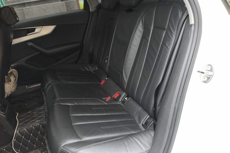 Used Audi A4L 2017 40 TFSI Fashion Model
