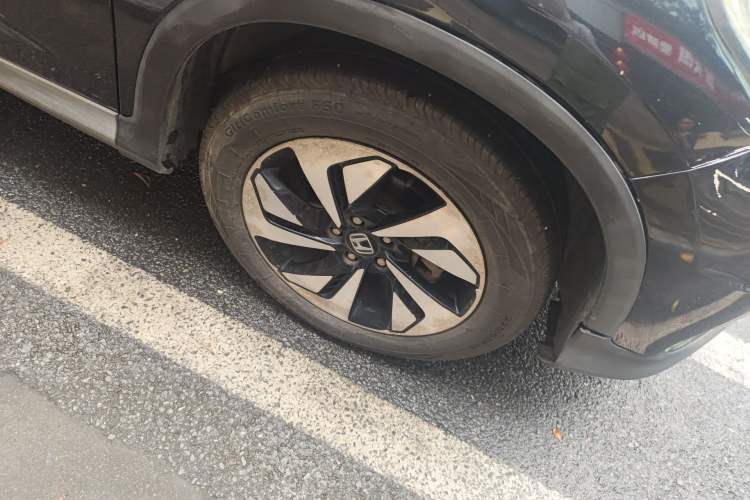 Used Honda CR-V 2015 2.4L Four-Wheel Drive Prestige Edition
