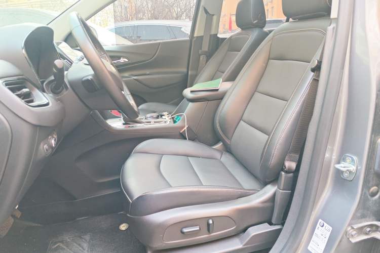 Used Chevrolet Equinox 2022 535T Chijie Edition Left Front Seat