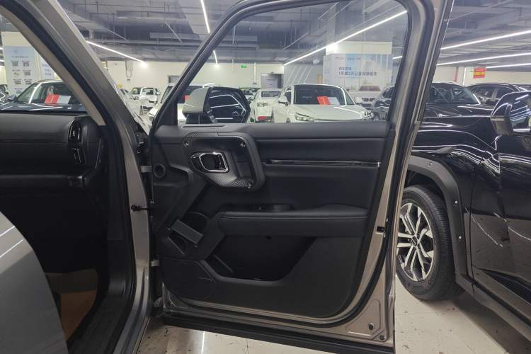 Used Haval H Dog 2023 2.0T Two-Wheel Drive Chaoye Version Plus