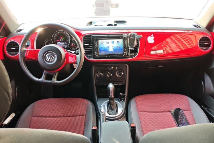 Used Volkswagen Beetle 2014 1.2TSI Fashion Edition Center Console