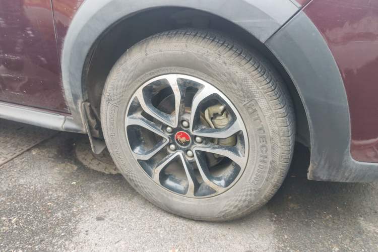 Used FORTHING Joyear XV 2016 1.6L CVT Comfort Model