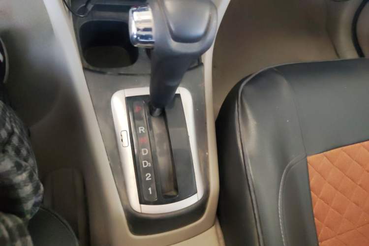 Used Everus S1 2014 1.3L Automatic Comfort Edition
