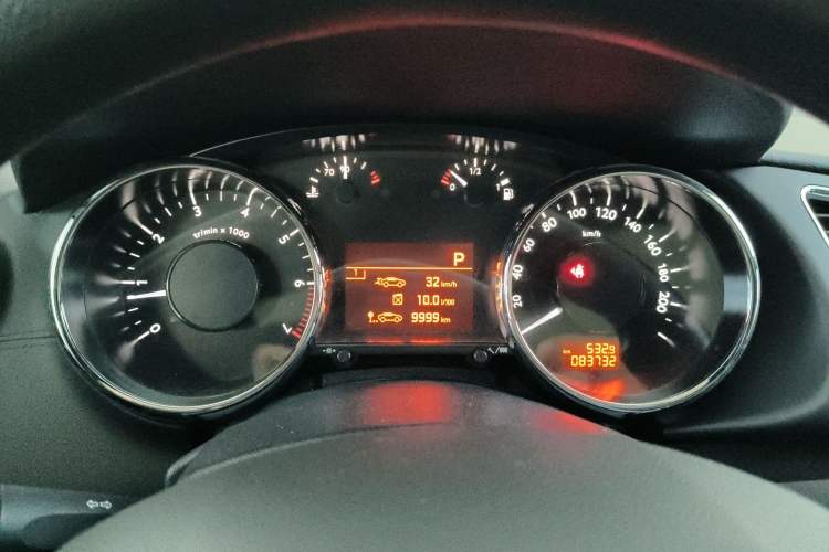 Used Peugeot 3008 2018 2.0L Automatic Classic Edition
