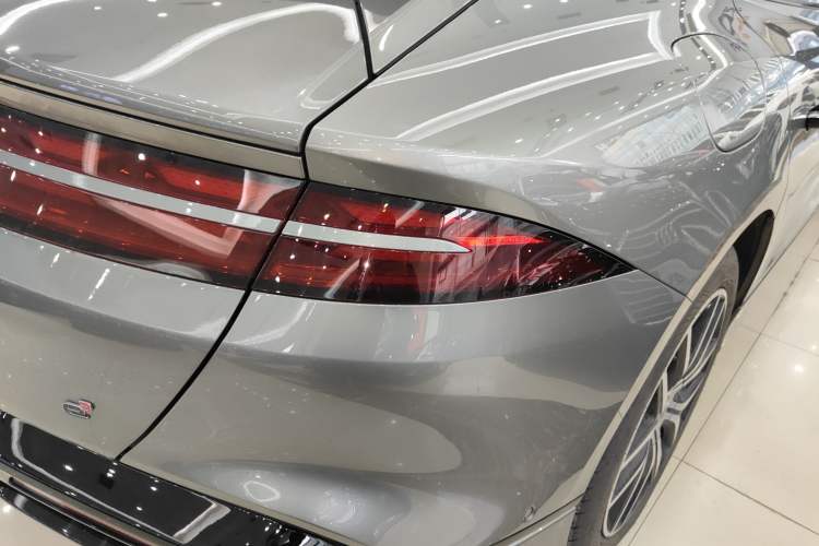 Used Denza Z9GT 2024 1100 Four-Wheel Drive Max Edition
