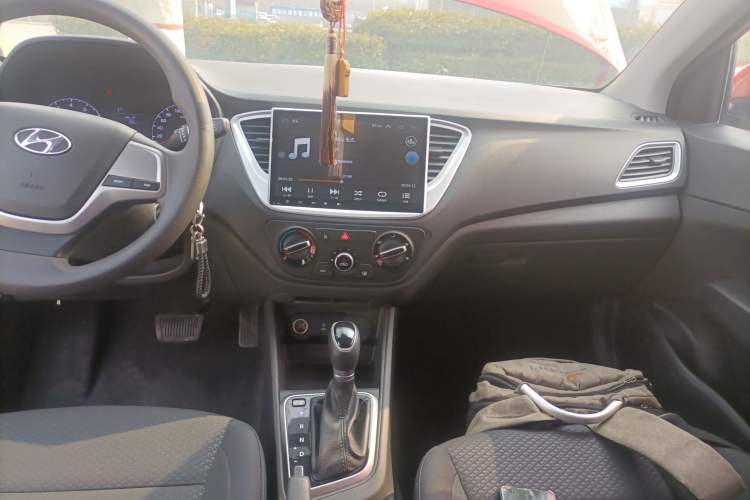 Used Hyundai Verna RV 2017 1.4L Automatic Cool Edition GLS China V Emission Standard