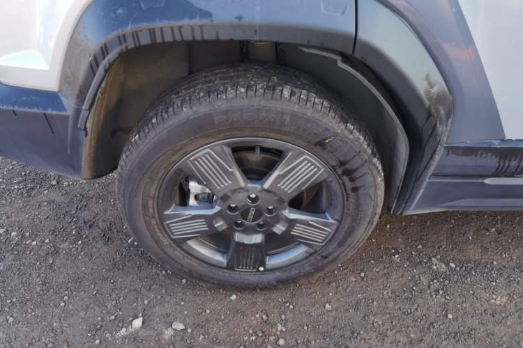 Used iCAR 03 2024 401km Two-Wheel Drive Standard Advanced Version Exterior 8