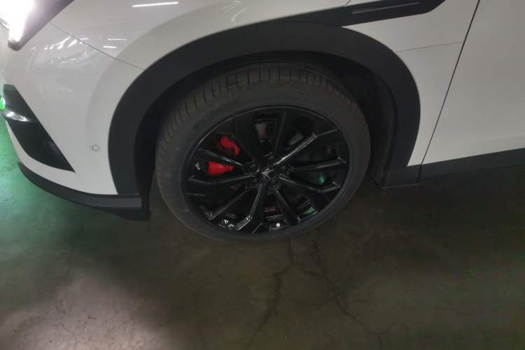 Used ARCFOX Alpha T5 2025 630 Shenxing Edition Exterior 7