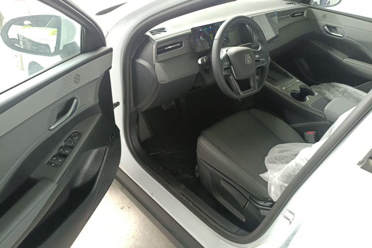 Used BYD Qin PLUS 2026 DM-i 128KM Progressive Model
