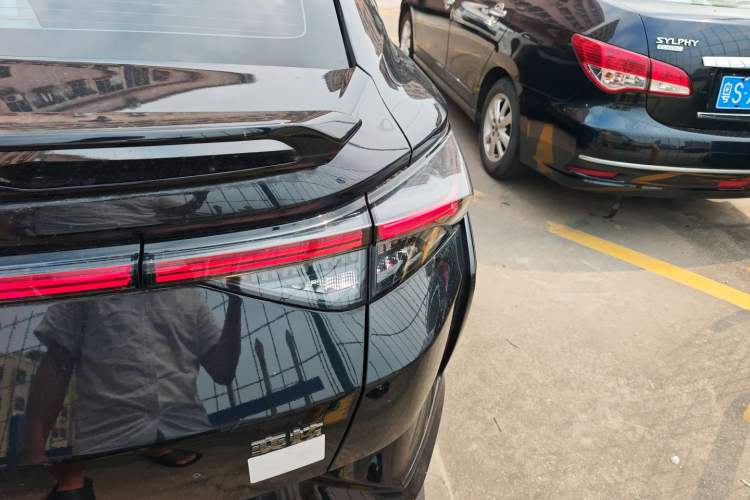 Used Dongfeng Aeolus Yixuan 2021 230T Automatic Hunter Edition
