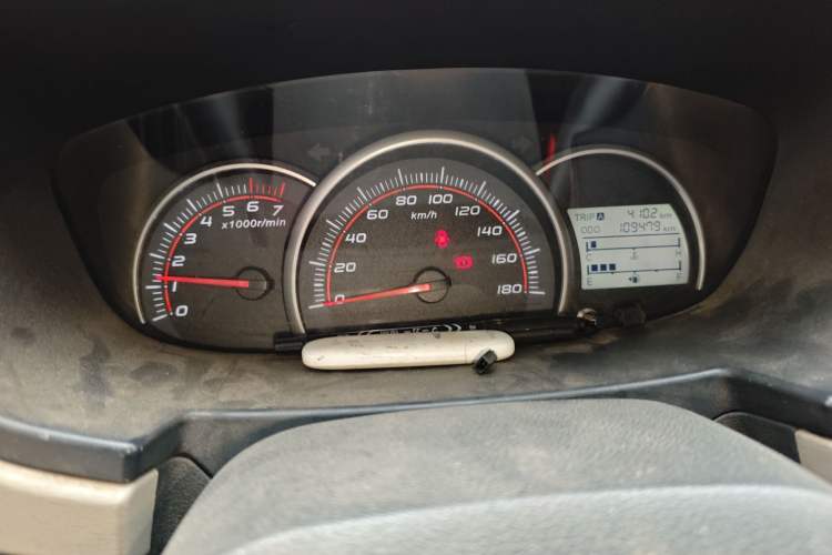 Used CHANGAN OSHAN Olisway 2014 X6 1.4L Manual Luxury Model
