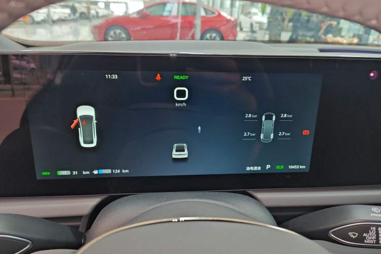 Used VOYAH PASSION 2024 PHEV Four-Wheel Drive Ultra-Long Range Flagship Model Instrument Cluster