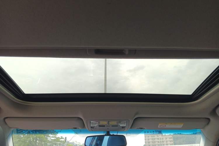 Used Toyota Camry 2015 2.0G Premier Edition Headliner