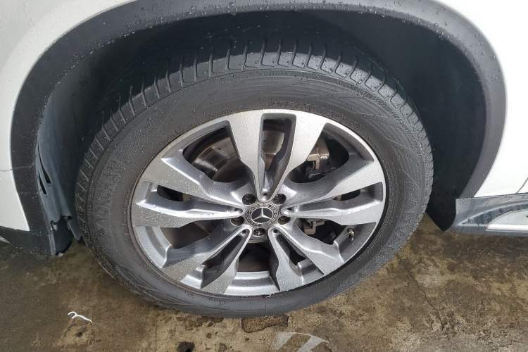 Used Mercedes-Benz GLE Coupe 2018 GLE 400 4MATIC Coupe SUV Exterior 1