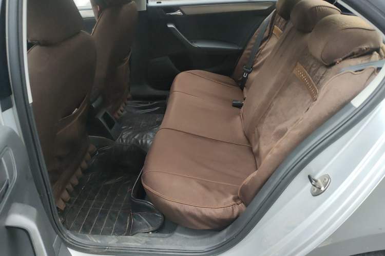 Used Volkswagen Santana 2013 1.6L Automatic Comfort Edition