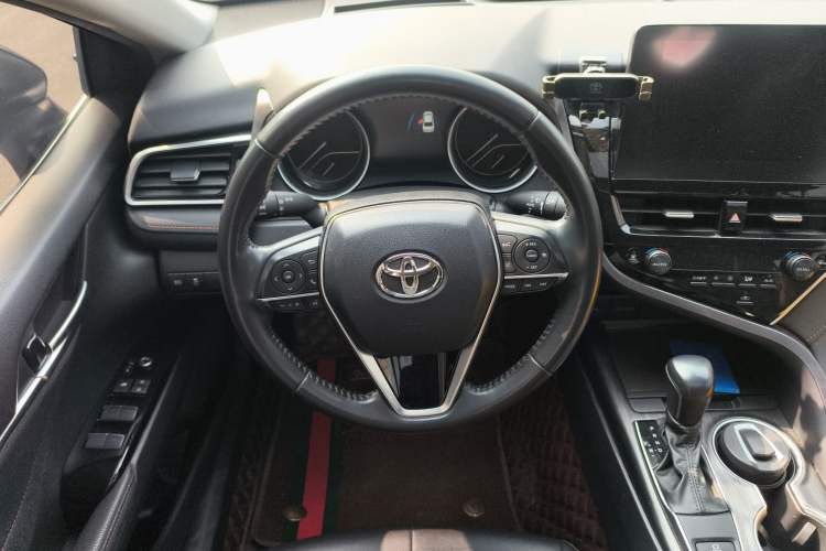 Used Toyota Camry 2021 2.0G Luxury Edition Steering Wheel