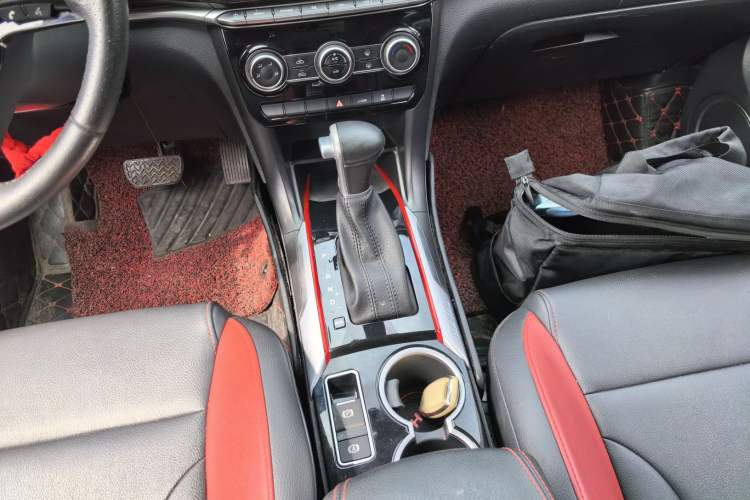 Used Haval H2 2017 Blue Label 1.5T Automatic Two-Wheel Drive Luxury Model