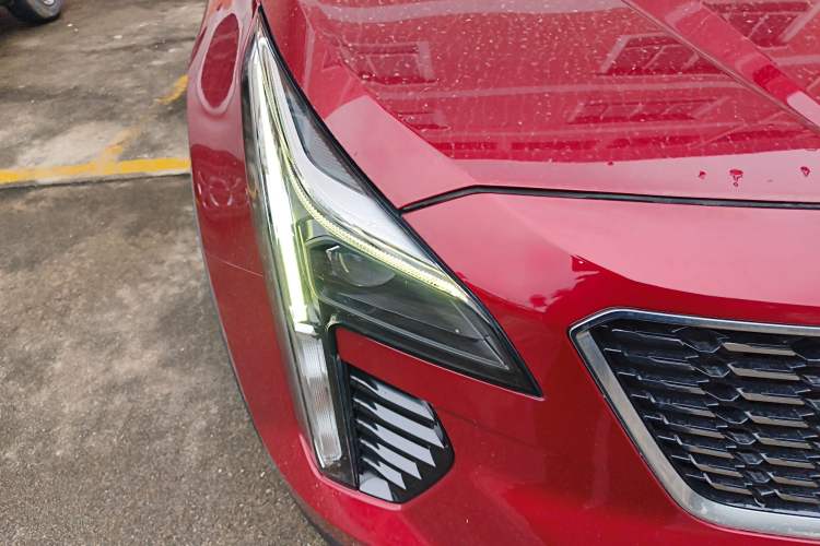 Used Cadillac XT4 2020 Revised Version 28T Two-Wheel Drive Tech Edition