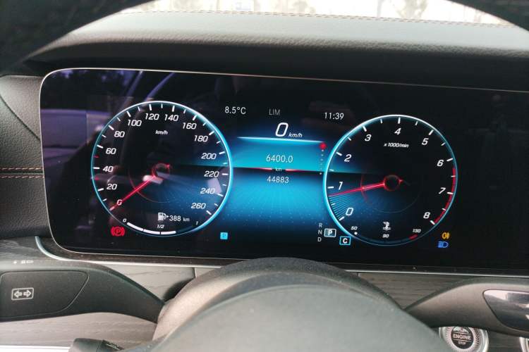 Used Mercedes-Benz E-Class 2021 Restyled E 300 L Sporty and Stylish Edition
