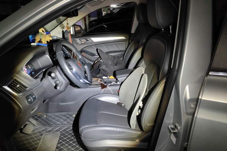 Used Roewe RX5 New Energy 2017 eRX5 50T Hybrid Connected Prestige Flagship Edition