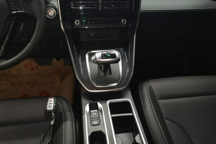 Used Haval M6 2023 PLUS 1.5T DCT Luxury Smart Connectivity Model
