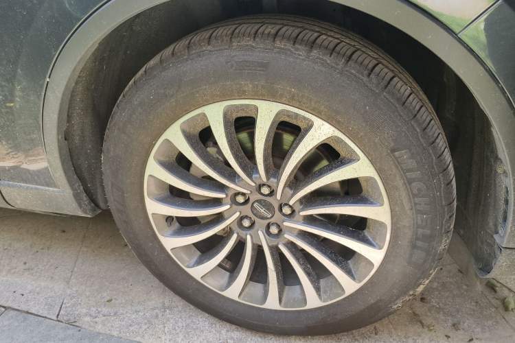 Used Lincoln Aviator 2021 3.0T V6 Four-Wheel Drive Zunya Edition
