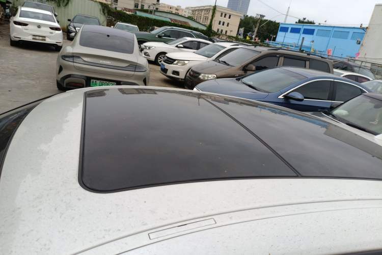 Used BMW 3 Series GT 2018 320i Sport Edition Roof