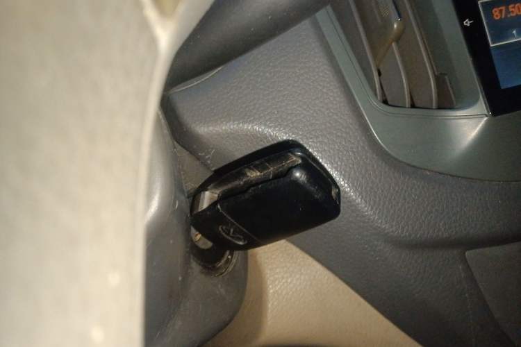 Used Chery E5 2011 1.5L Manual Enjoyment Model
