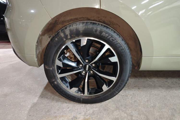 Used Wey VV5 2019 1.5T Two-Wheel Drive Smart Pioneer
