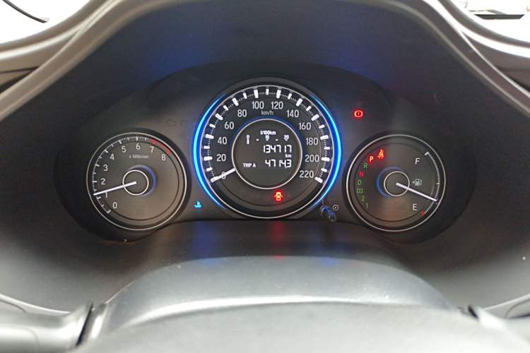 Used Honda Crider 2015 1.8L automatic luxury edition