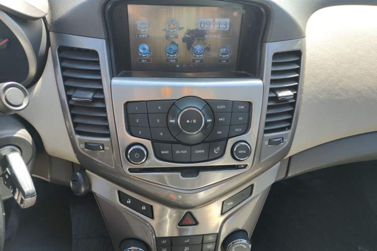 Used Chevrolet Cruze 2015 1.5L Classic SE AT
