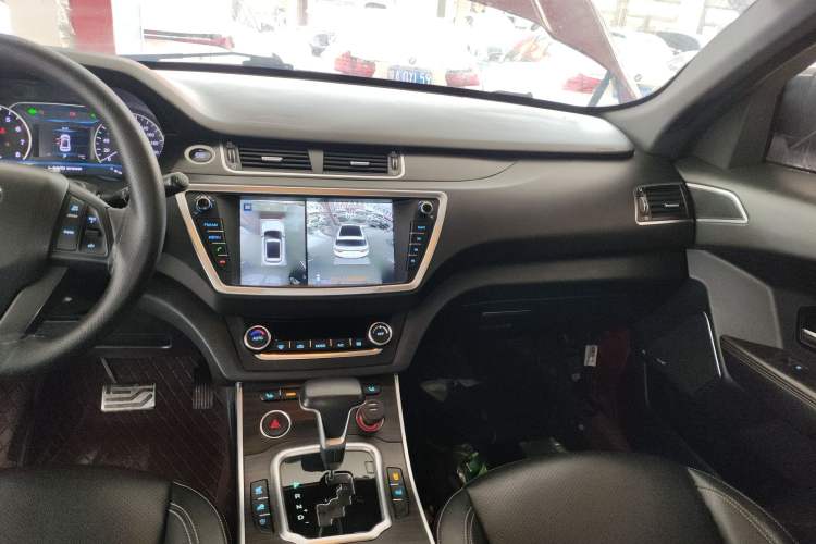 Used Land X7 2018 Geely Xingyue 1.5T Panoramic Supreme Model
