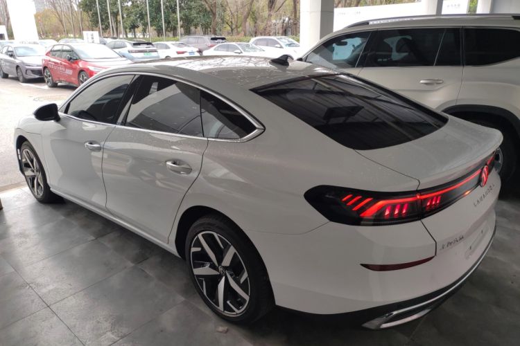 Used Volkswagen Lamando 2025 Lavida L 280TSI DSG Cool & Spicy Edition Rear Left 45 Deg