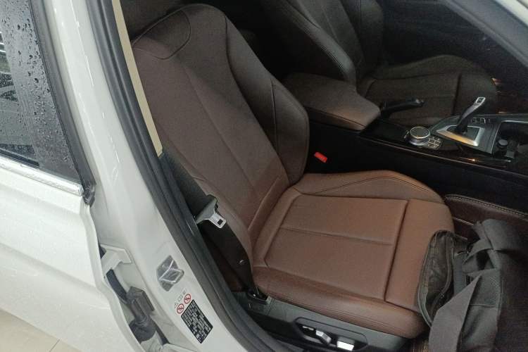 Used BMW 3 Series 2019 320Li Fashion Model
