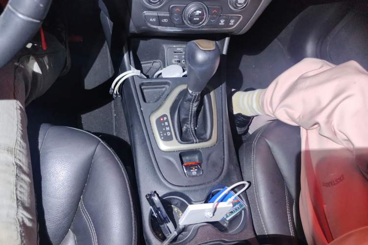 Used Jeep Cherokee 2017 2.0L Superior Edition