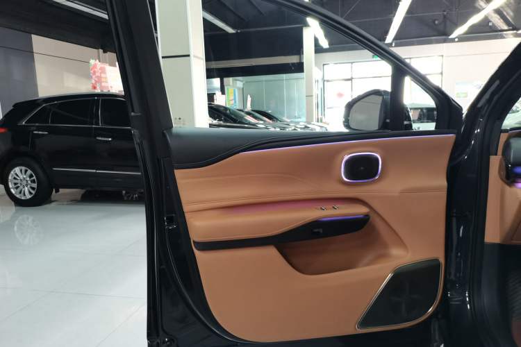 Used Hyptec HL 2025 700 Ultra Six-Seater All-Wheel-Drive LiDAR Version