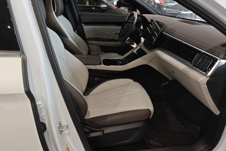 Used BYD Song PLUS New Energy 2025 DM-i Intelligent Driving 112KM Prestige Model