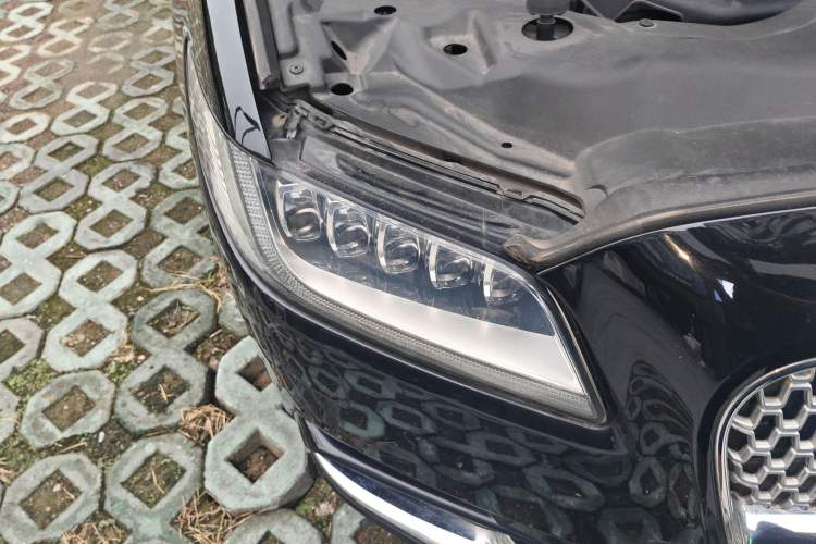 Used Lincoln Continental 2019 2.0T Two-Wheel Drive Prestige Version China VI Standard