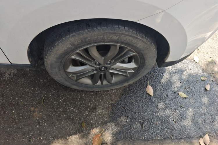 Used Hyundai ix35 2015 2.0L Automatic 2WD Smart Type China IV