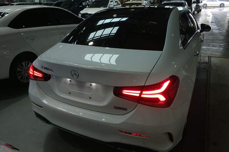 Used Mercedes-Benz A-Class 2020 Restyled A 200 L Sport Sedan Fashion Version
