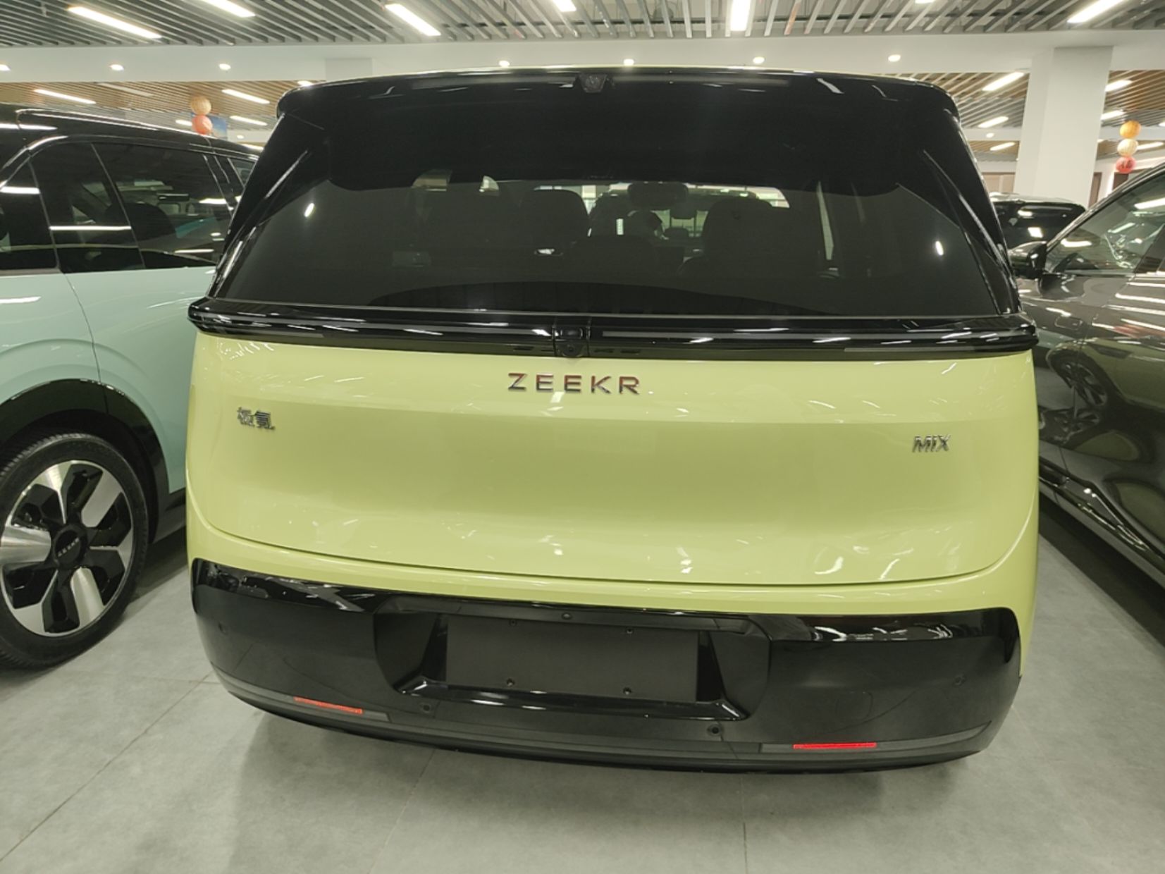 Zeekr MIX 2025 Intelligent Driving Version — снимка 5
