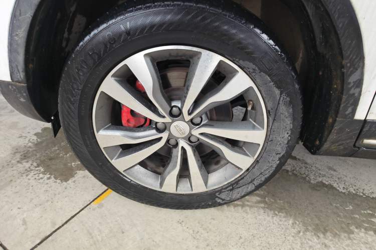 Used Geely Auto Emgrand X7 Sport 2016 1.8TD Automatic Smart Connectivity Version Left Front Wheel Hub